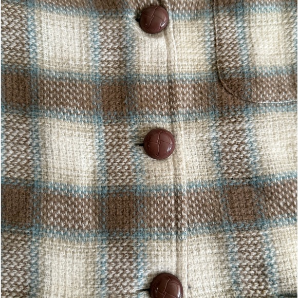 Plaid Over-Sized Blazer - Picture 6 of 9